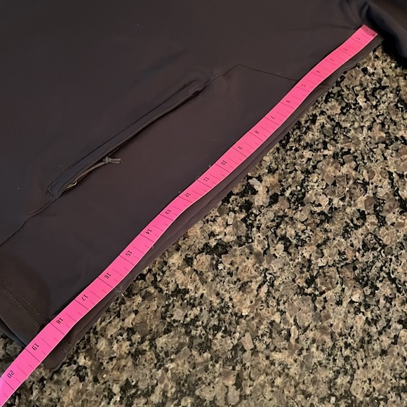 The Northface Windfall men’s 2XL gray jacket - Picture 11 of 16